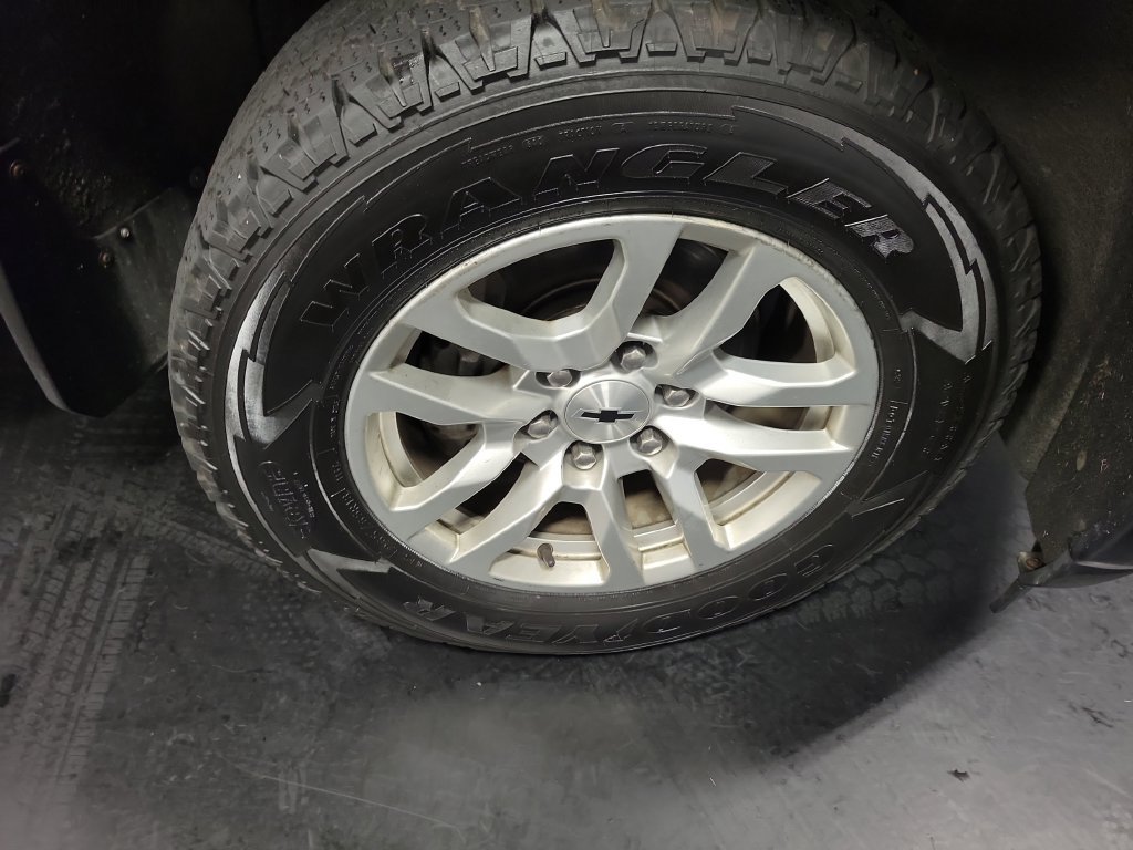Used 2019 Chevrolet Silverado 1500 RST AWD/4WD image 11
