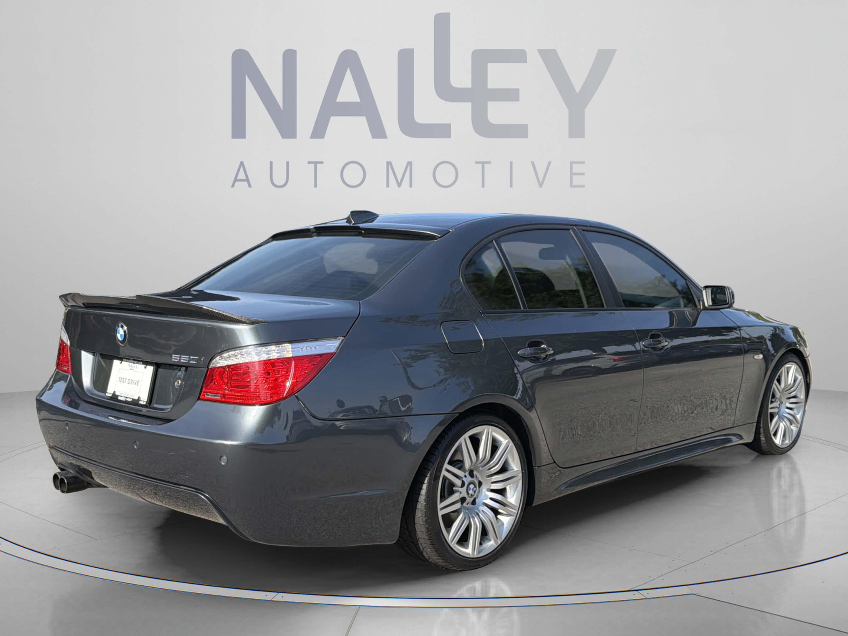 Used 2008 BMW 550i Sedan RWD image 5