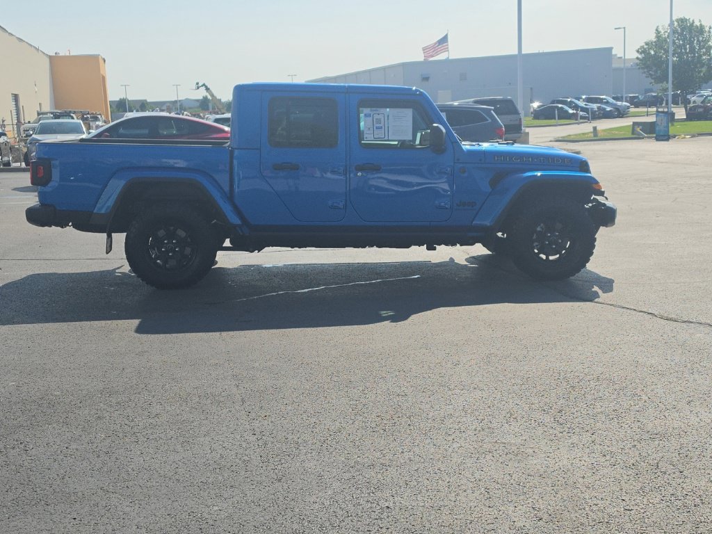 Used 2025 Jeep Gladiator Sport AWD/4WD image 10