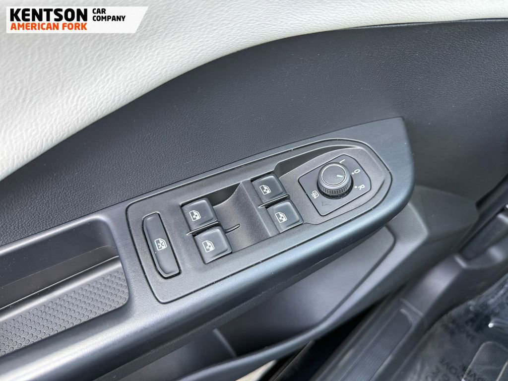 Used 2025 Volkswagen Taos S AWD/4WD image 22