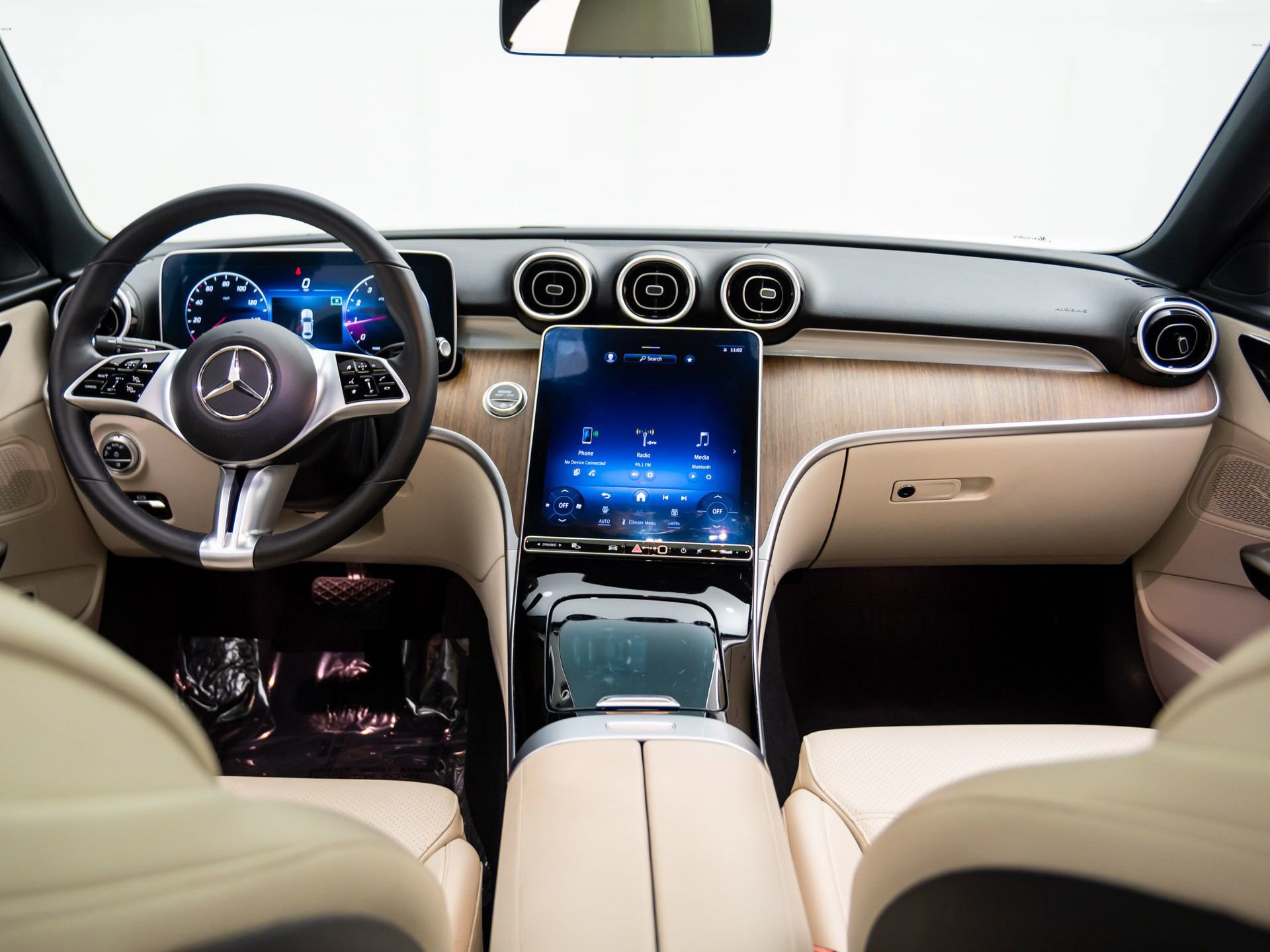 Certified 2023 Mercedes-Benz C 300 4MATIC Sedan image 10