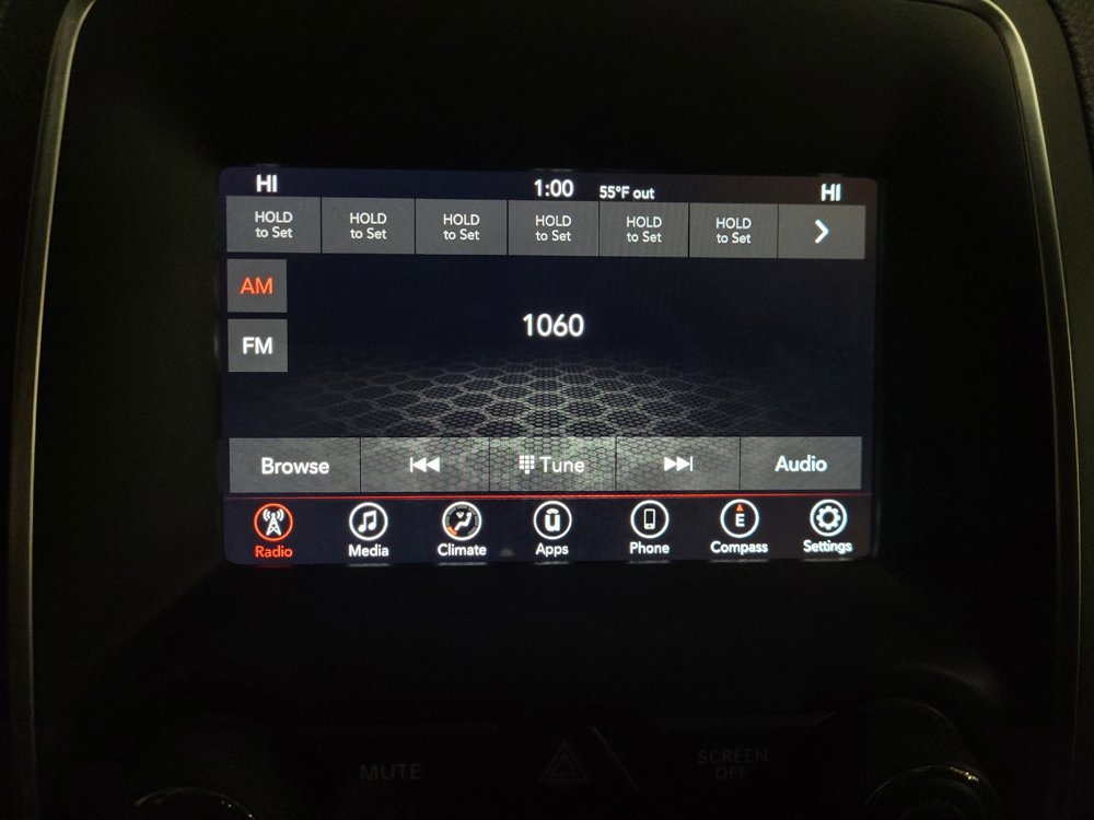 Used 2020 Dodge Durango SXT image 25