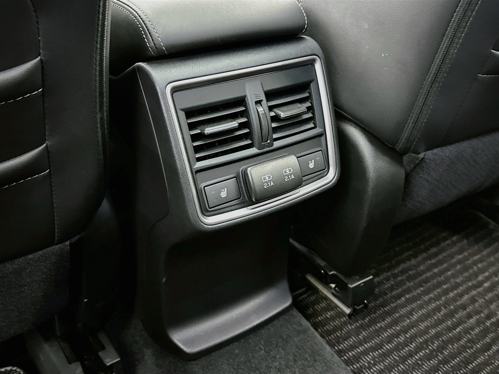 Used 2023 Subaru Forester Touring AWD/4WD image 27