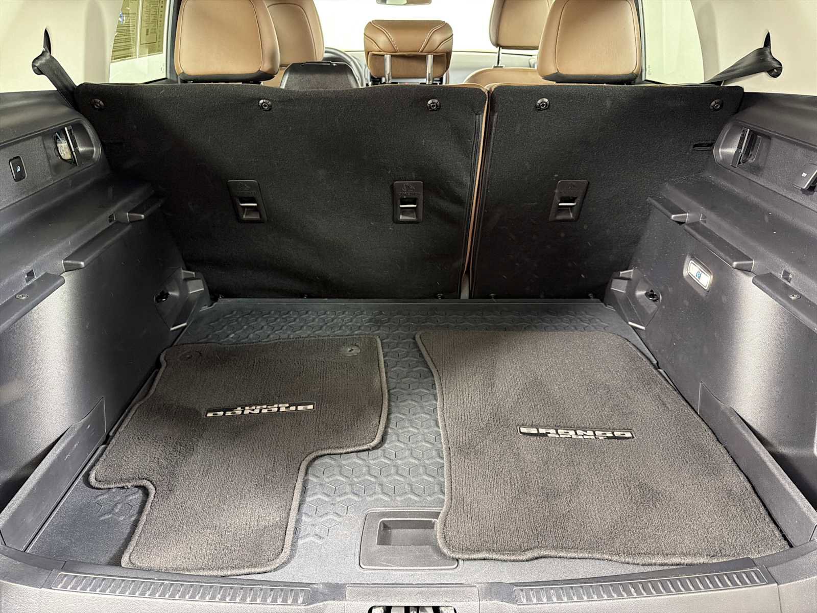 Used 2024 Ford Bronco Sport Outer Banks w/ Tech Package image 16