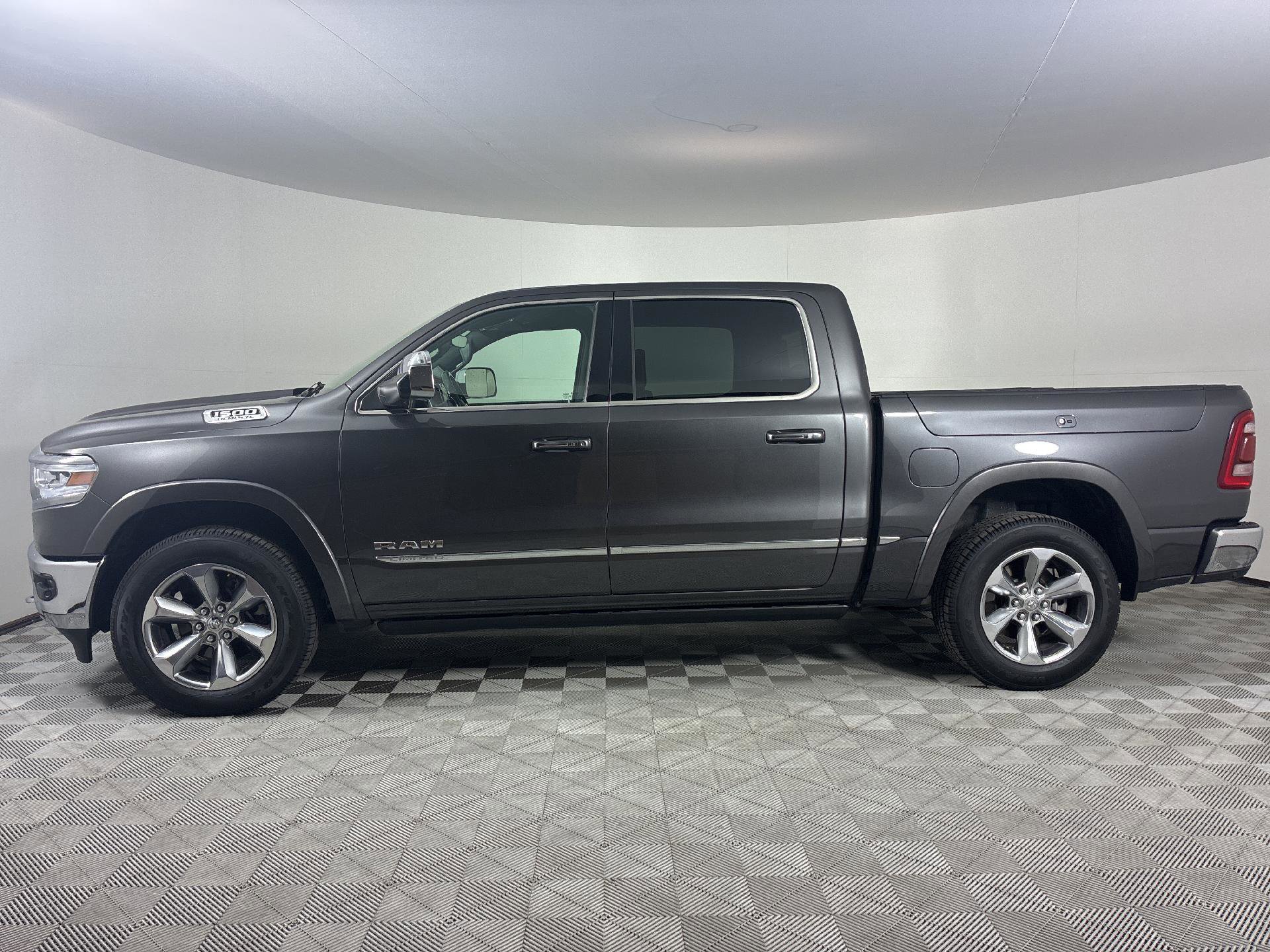 Used 2019 RAM 1500 Limited image 2