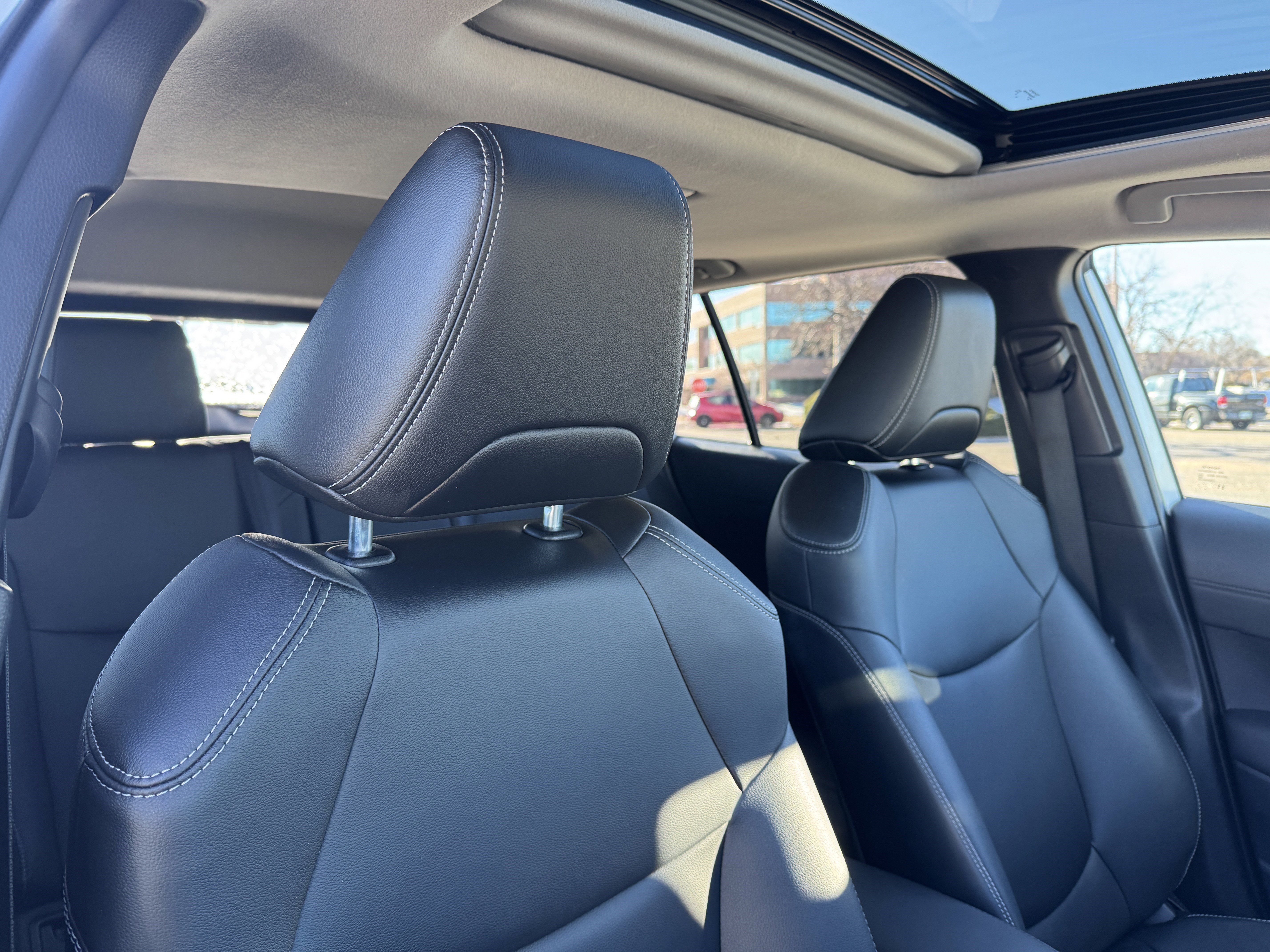 Used 2024 Toyota Corolla Cross XLE image 20