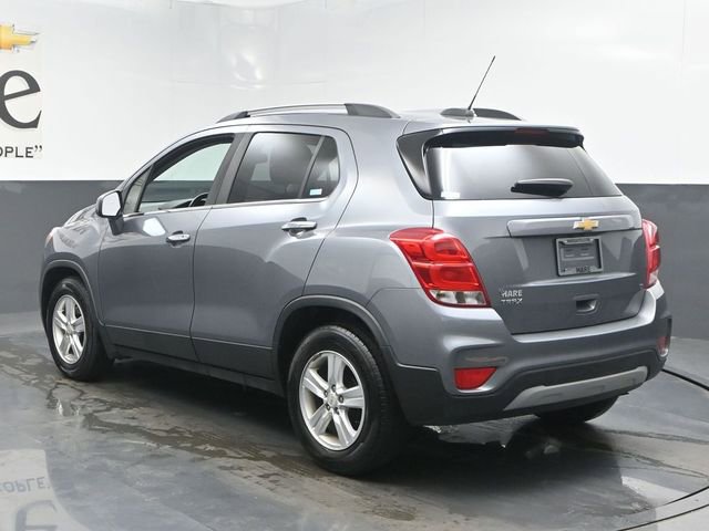 Used 2019 Chevrolet Trax LT w/ LT Convenience Package FWD image 35