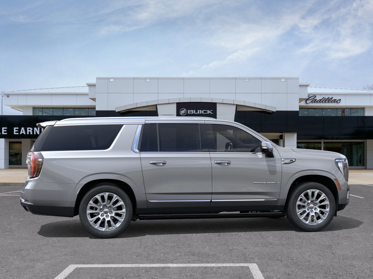 New 2026 GMC Yukon XL Denali AWD/4WD image 7
