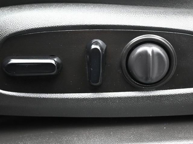 Used 2020 Chevrolet Blazer RS FWD image 14