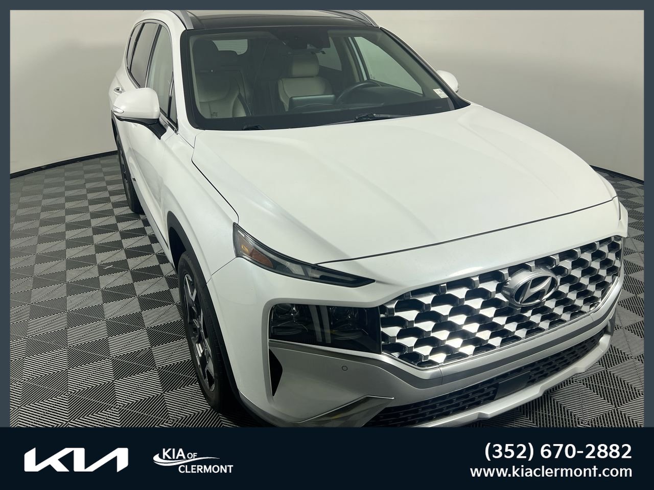 Used 2022 Hyundai Santa Fe Limited FWD image 1