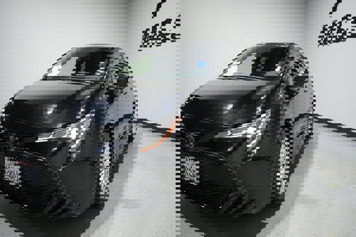 Used 2019 Toyota Corolla SE image 3