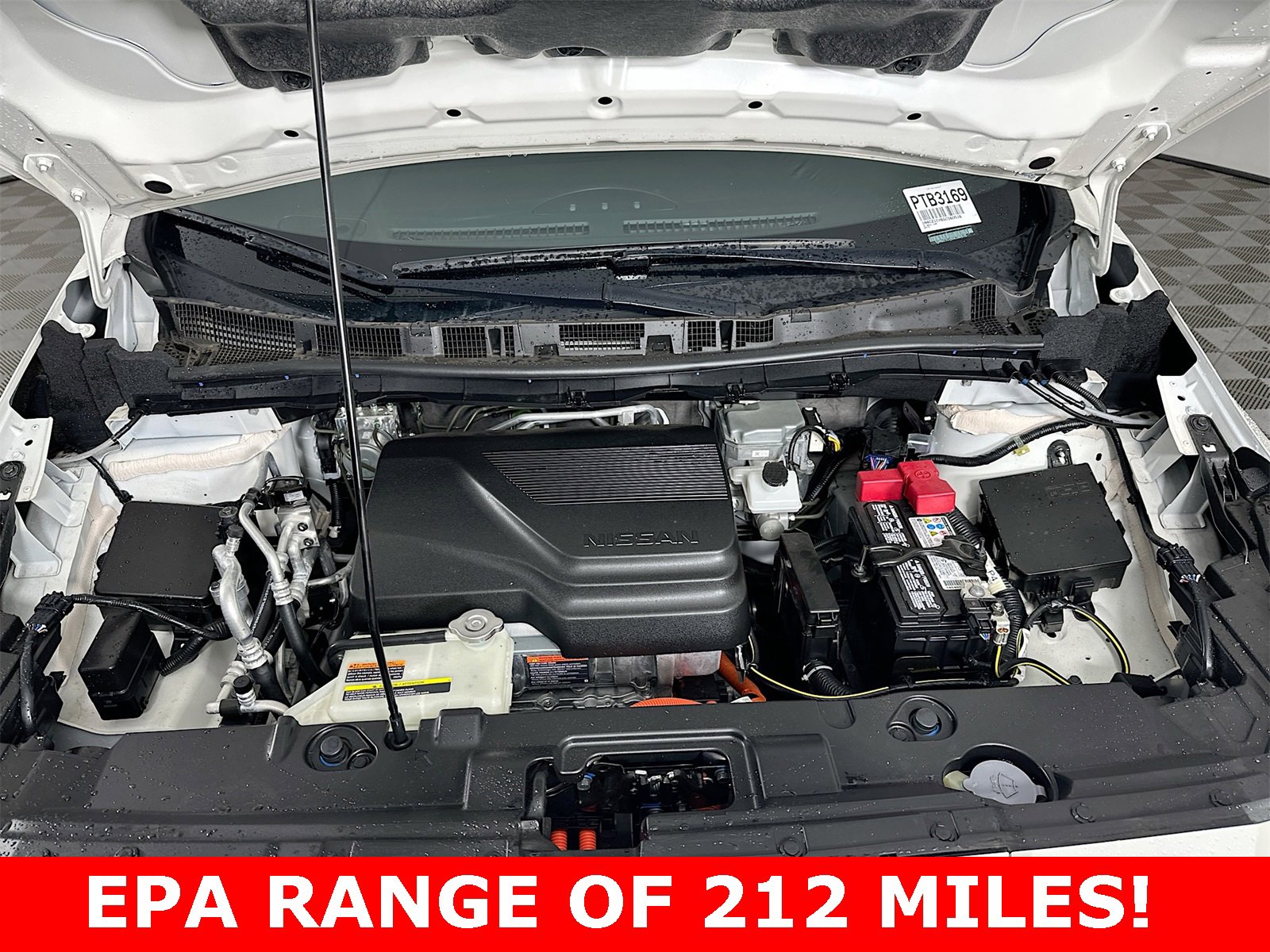 Used 2025 Nissan Leaf SV Plus image 30