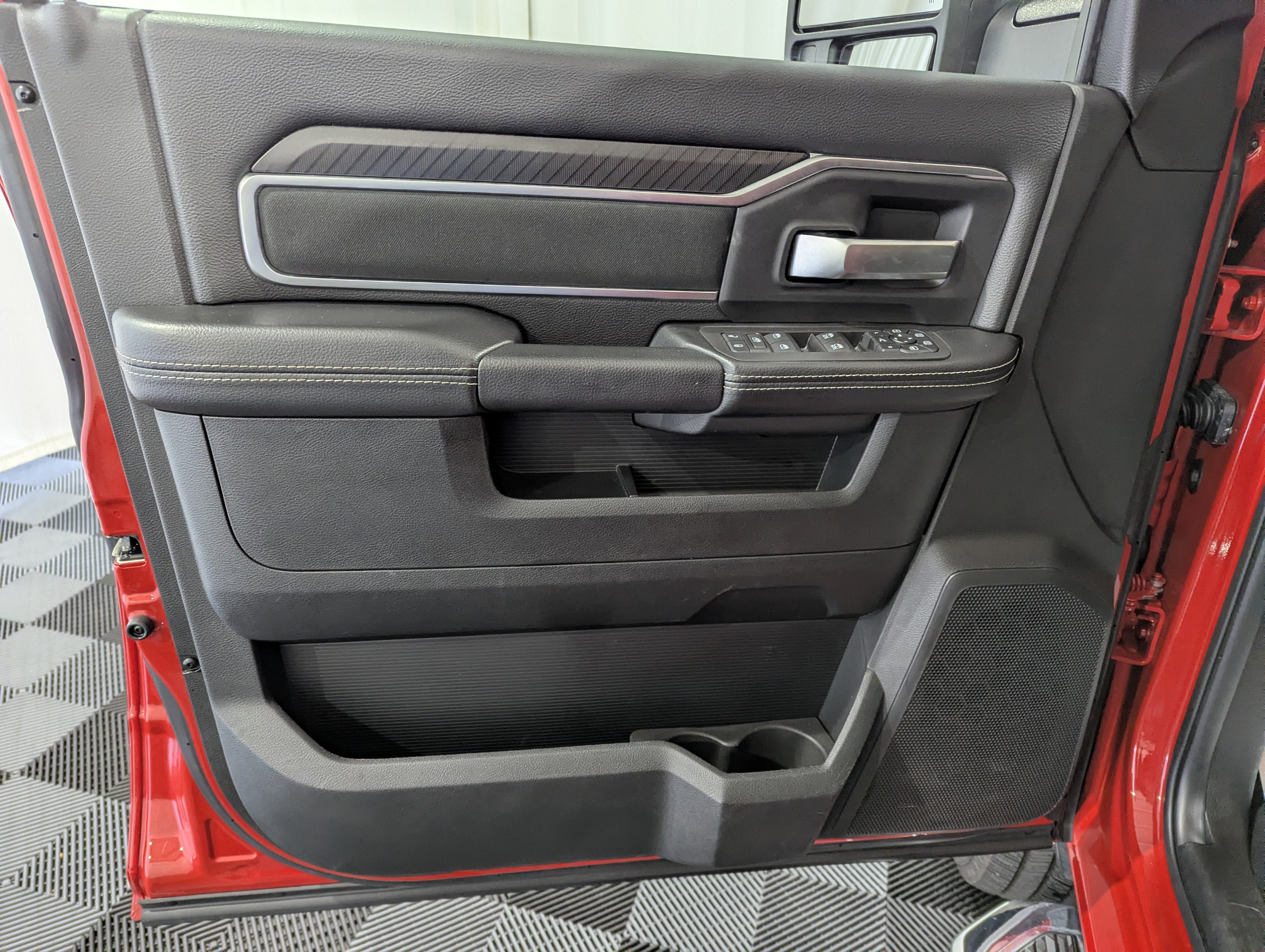 Used 2026 RAM 2500 Big Horn AWD/4WD image 18