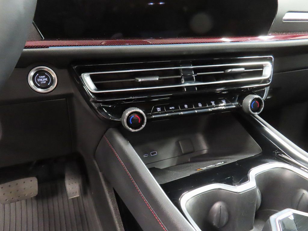 Used 2024 Chevrolet Traverse RS w/ LPO, Floor Liner Package image 61