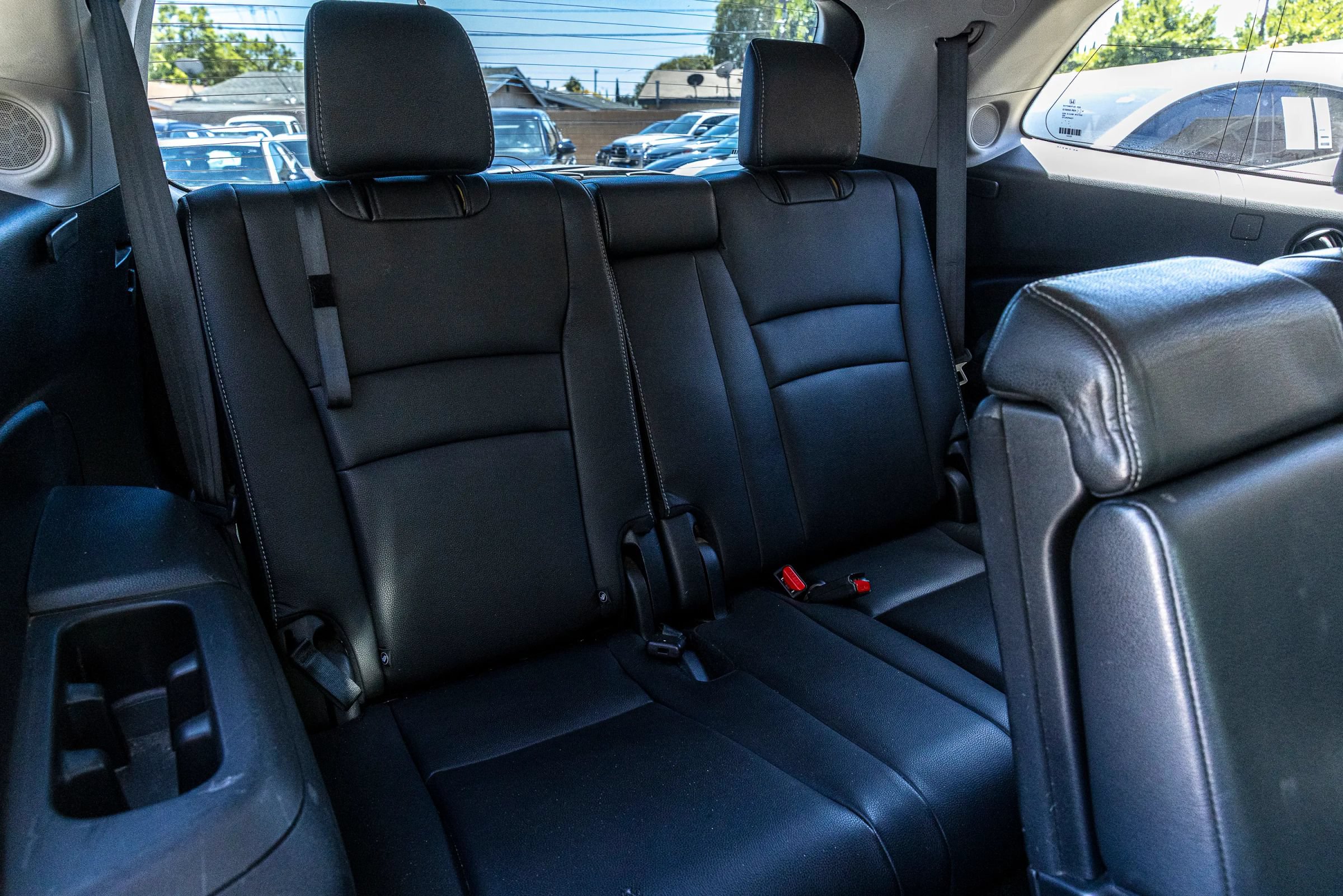 Used 2017 Honda Pilot Touring image 27