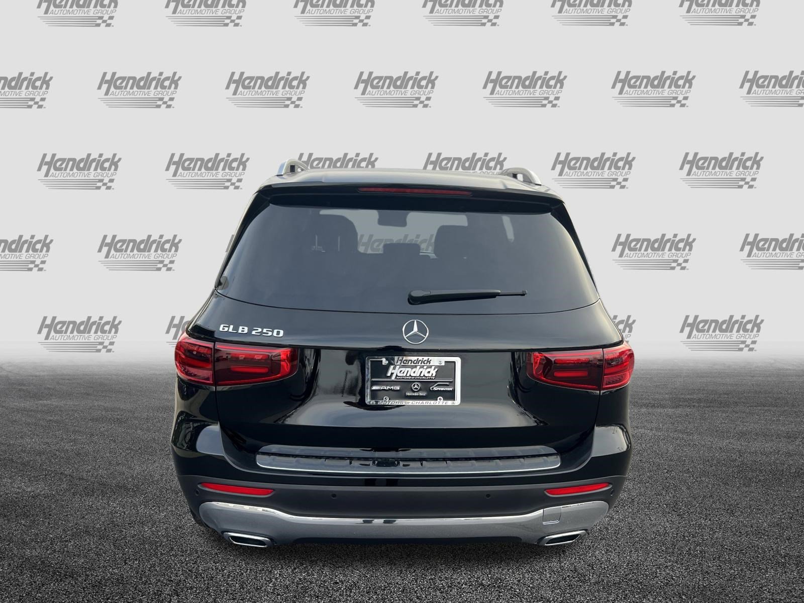Certified 2025 Mercedes-Benz GLB 250 image 9
