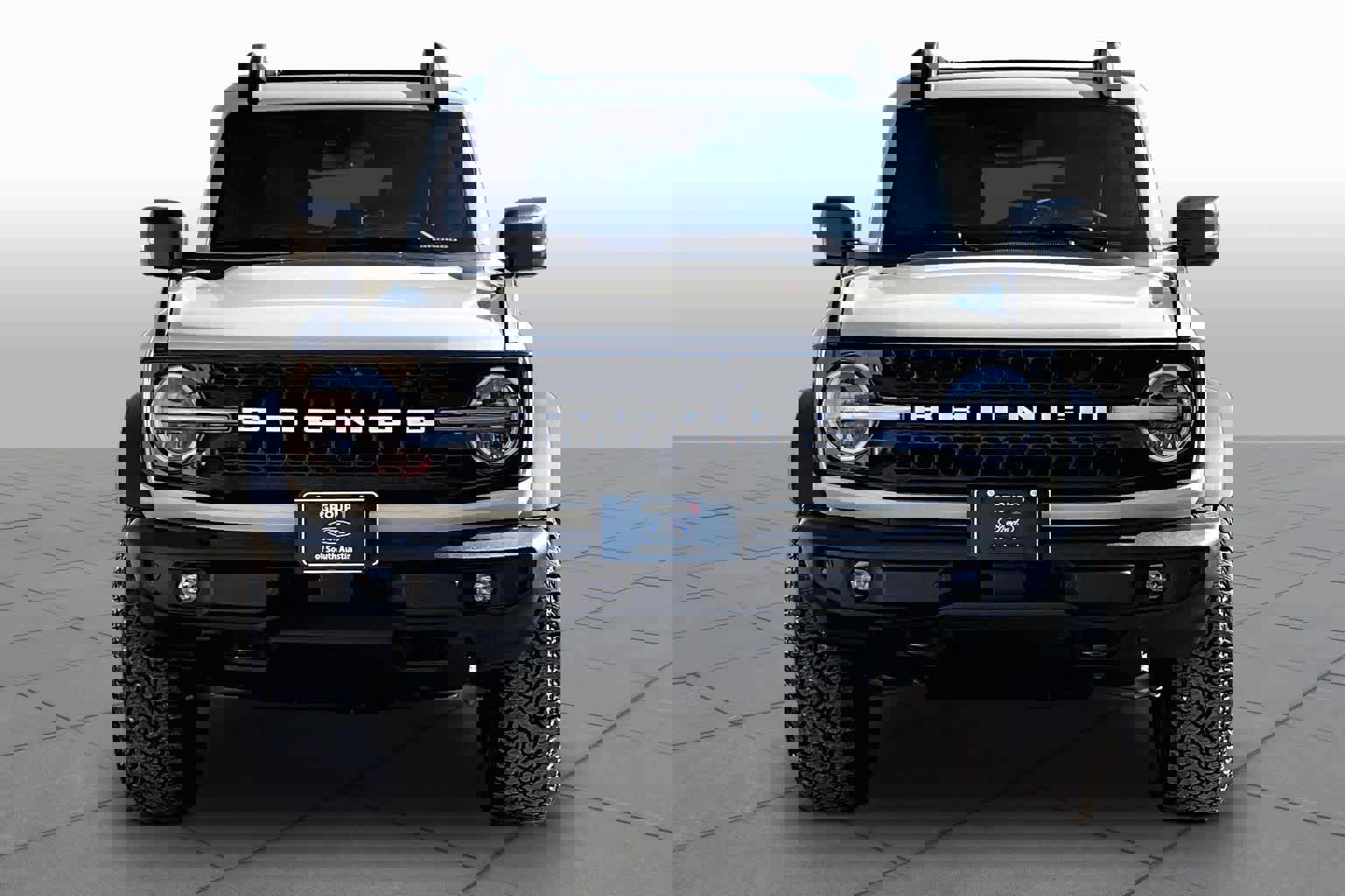 Used 2025 Ford Bronco Outer Banks w/ Sasquatch Package image 8