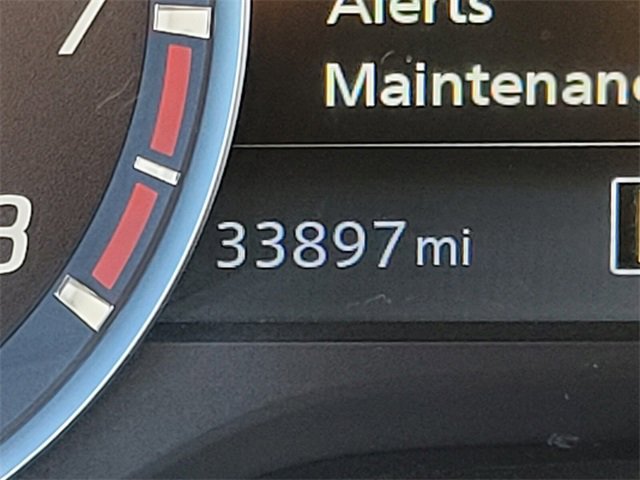 Used 2023 Nissan Titan Platinum Reserve w/ Moonroof Package image 31