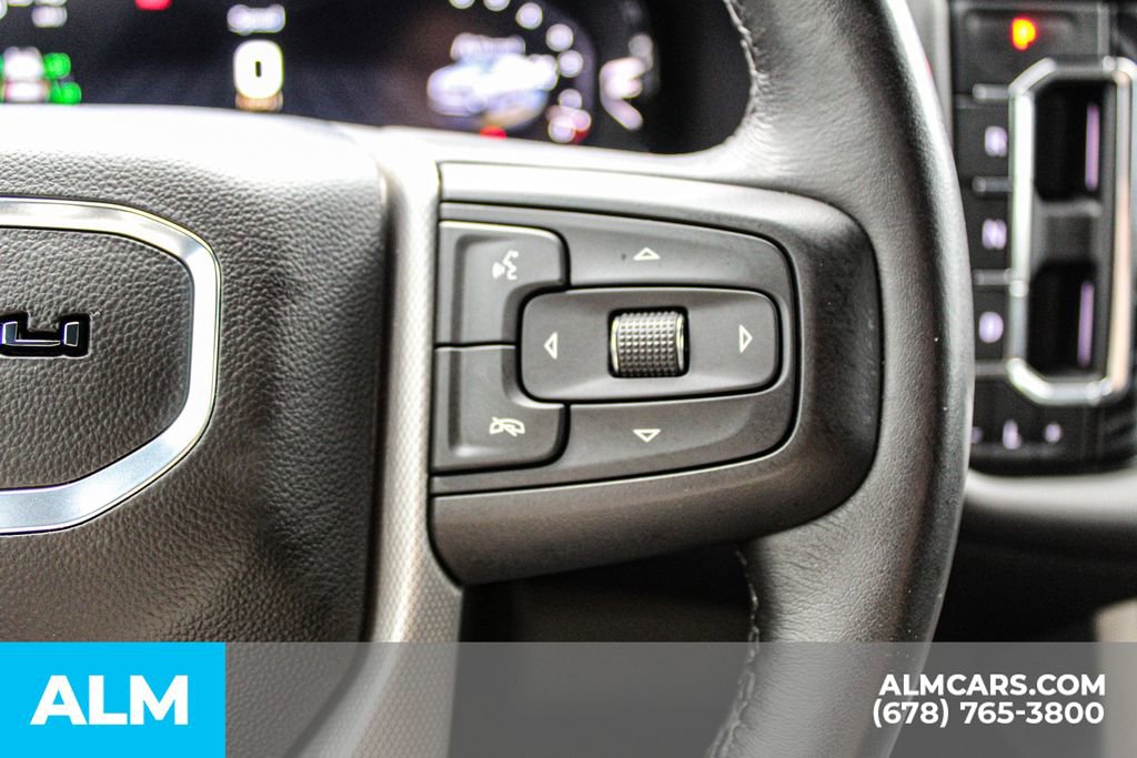 Used 2023 GMC Yukon XL Denali image 30