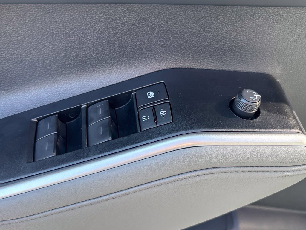 New 2026 Toyota Highlander XLE AWD/4WD image 8
