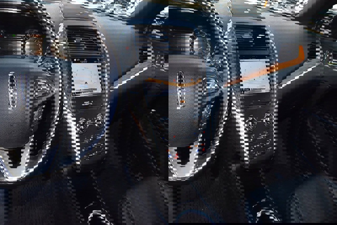 Used 2019 Lincoln MKC Reserve image 26