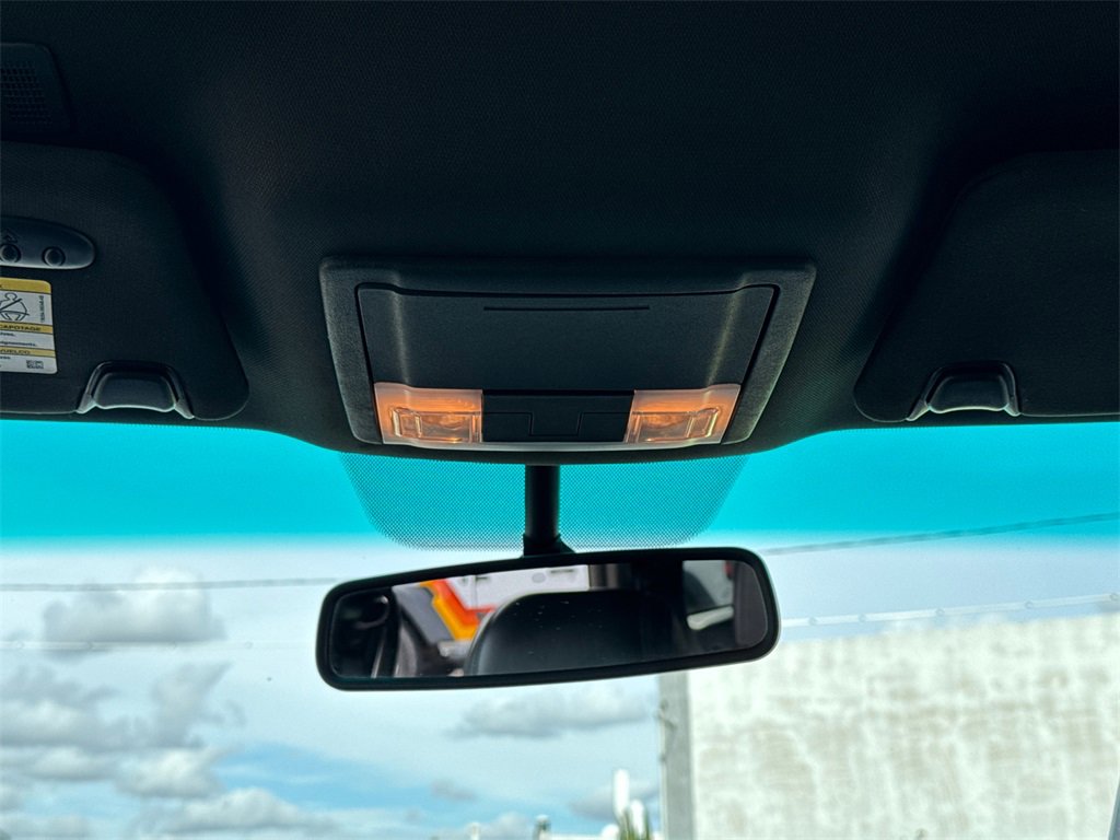 Used 2013 Ford Explorer Limited image 24