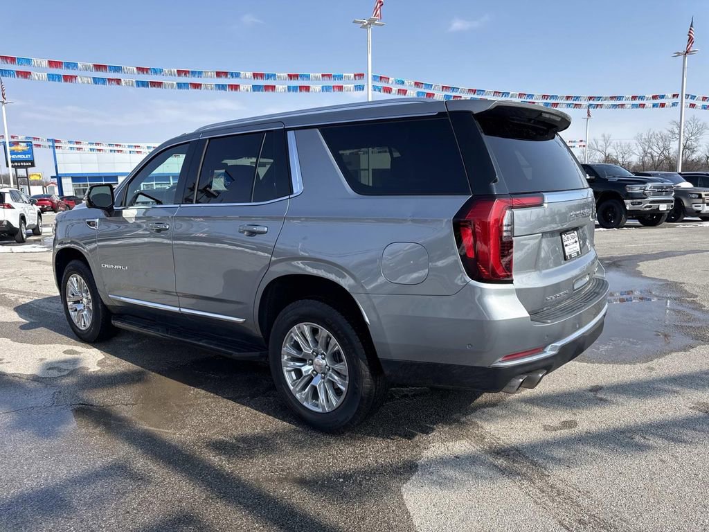 Used 2025 GMC Yukon Denali AWD/4WD image 3