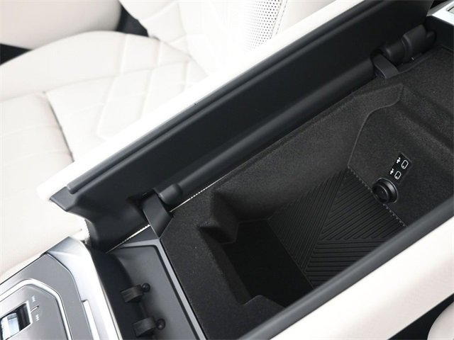 New 2025 BMW 760i xDrive w/ Executive Package image 31