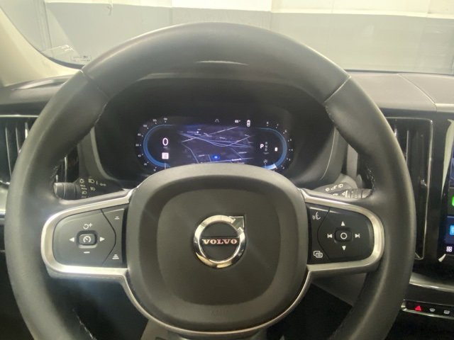 Used 2023 Volvo XC60 B5 Core w/ Climate Package image 15