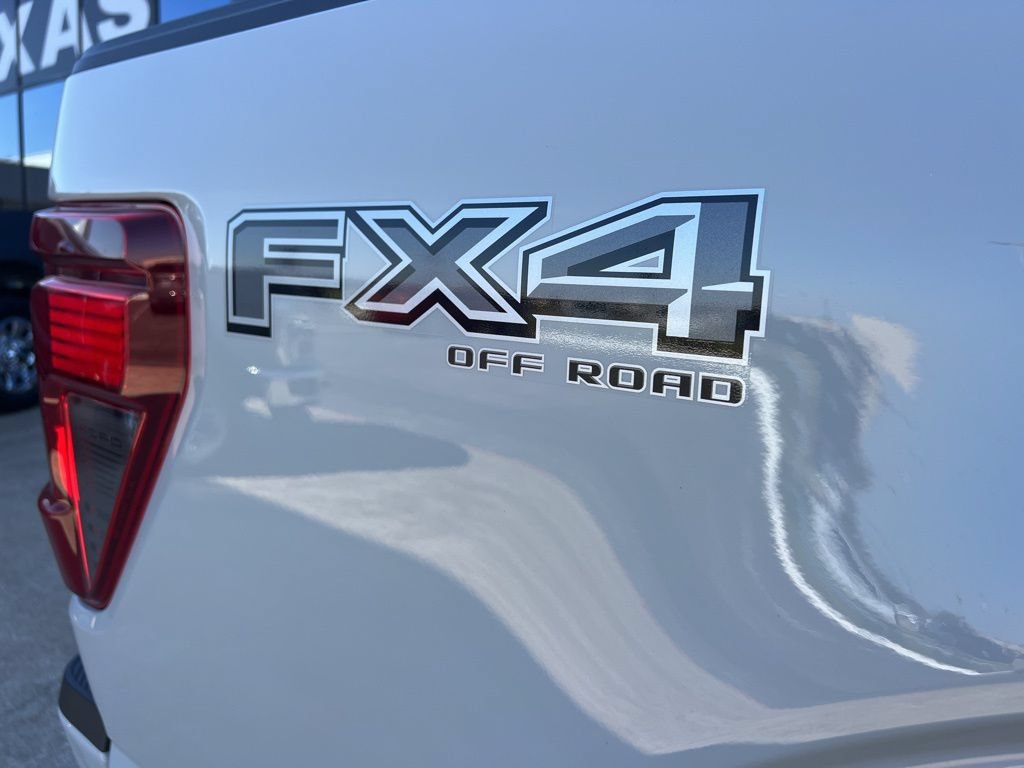 New 2026 Ford F150 XLT w/ Equipment Group 302A MID AWD/4WD image 8