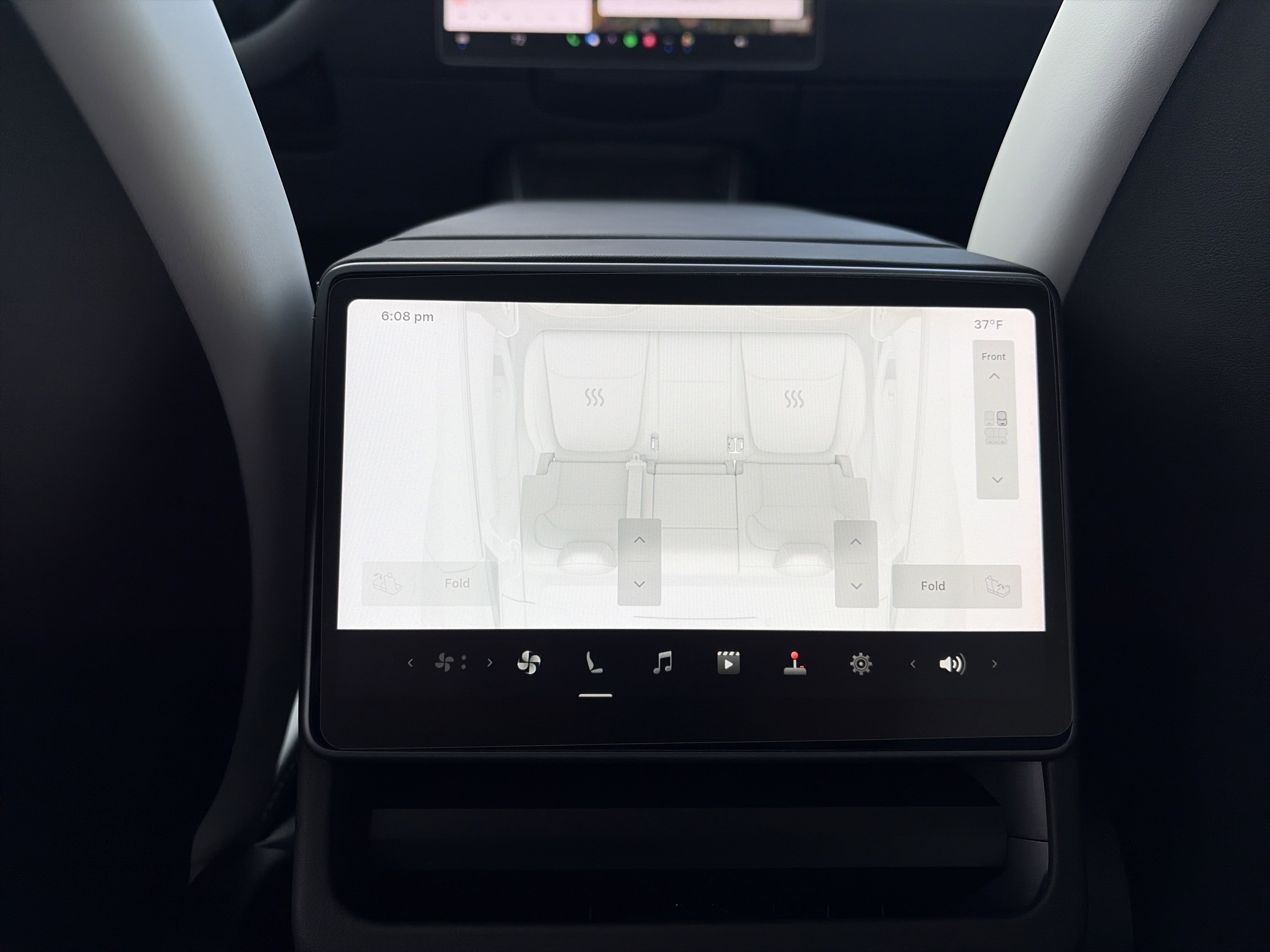 Used 2026 Tesla Model Y image 27