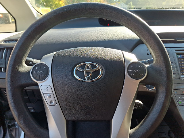 Used 2015 Toyota Prius Three FWD image 18
