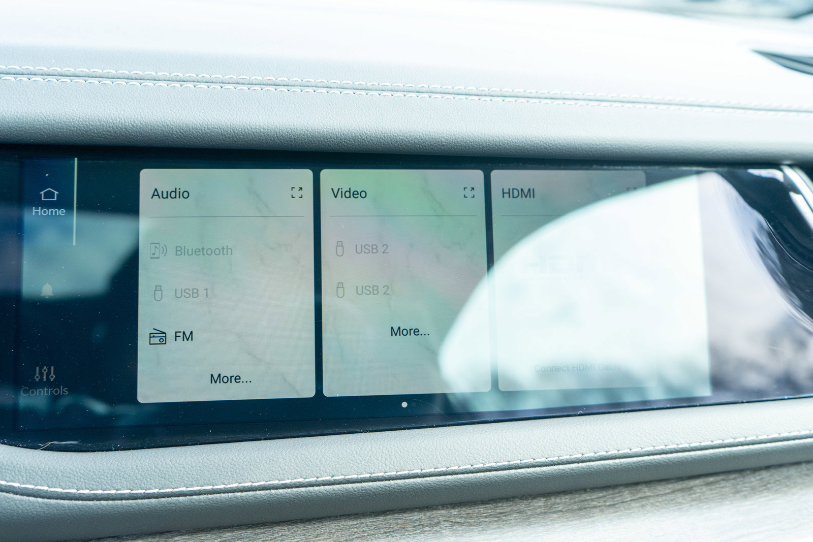 Used 2022 Jeep Grand Cherokee Limited 4xe w/ Luxury Tech Group II image 22