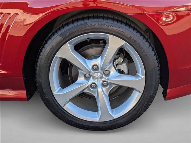 Used 2015 Chevrolet Camaro LT image 9
