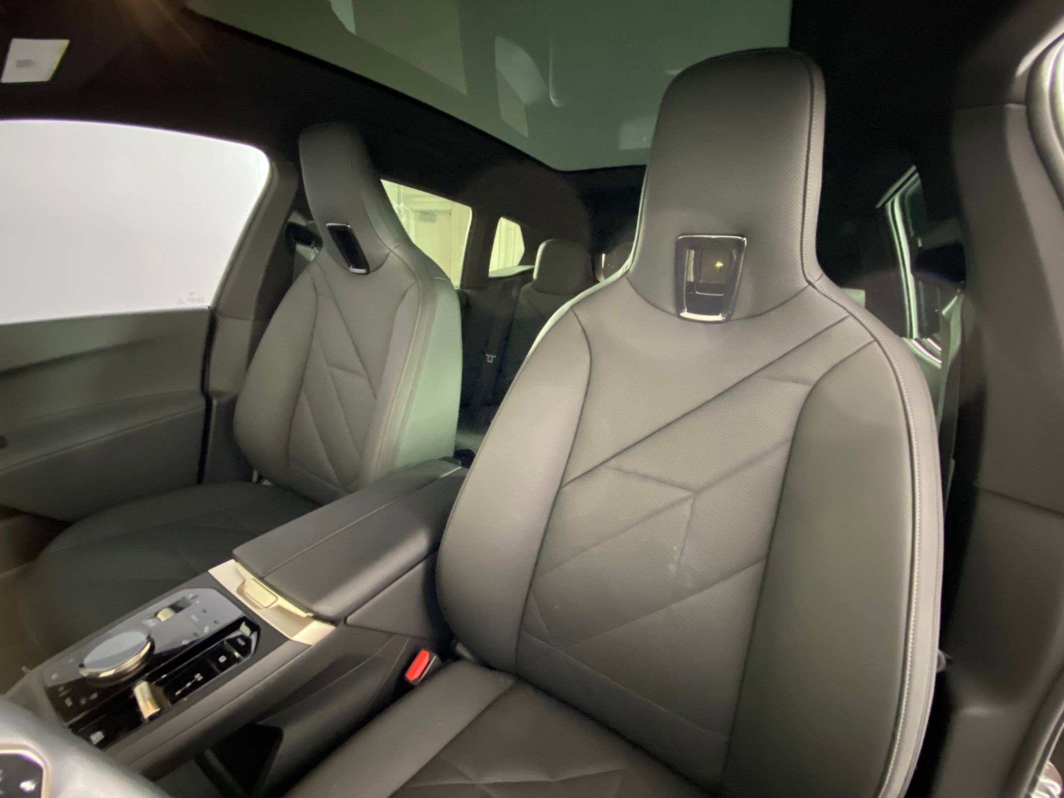 Certified 2024 BMW iX xDrive50 w/ Premium Package image 21