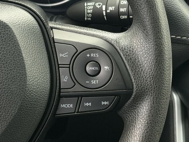 Certified 2024 Toyota RAV4 XLE AWD/4WD image 15