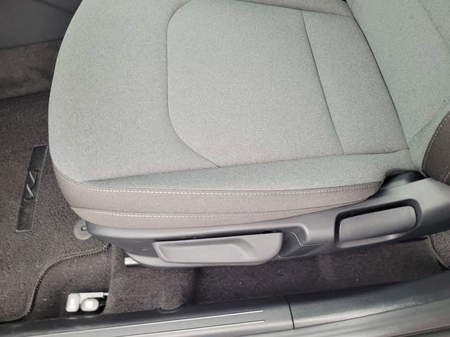 Used 2025 Kia K4 LXS image 26