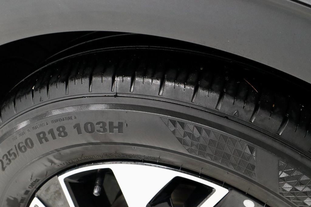 Used 2023 Kia Sportage EX image 18