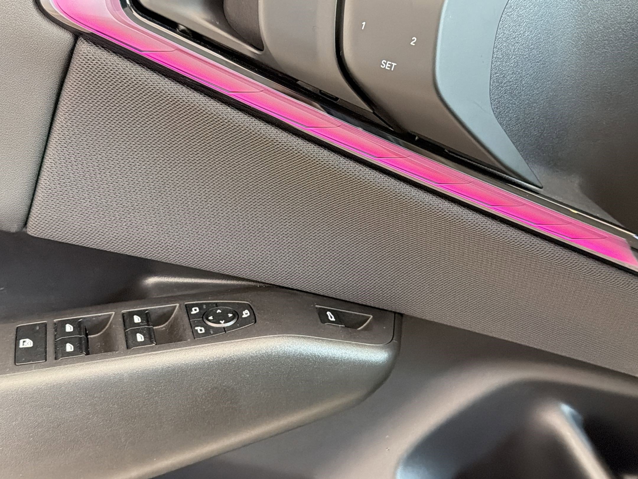 Used 2025 BMW X3 xDrive30i w/ Convenience Package image 23