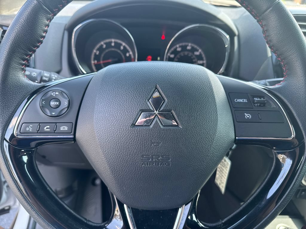 Used 2024 Mitsubishi Outlander Sport SE AWD/4WD image 16