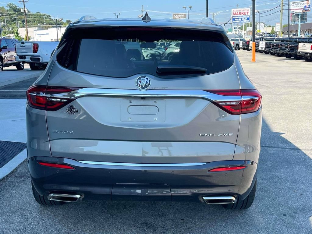 Certified 2018 Buick Enclave Premium w/ Experience Buick Package FWD image 4
