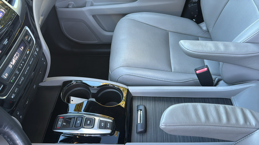 Used 2017 Honda Pilot Elite image 22