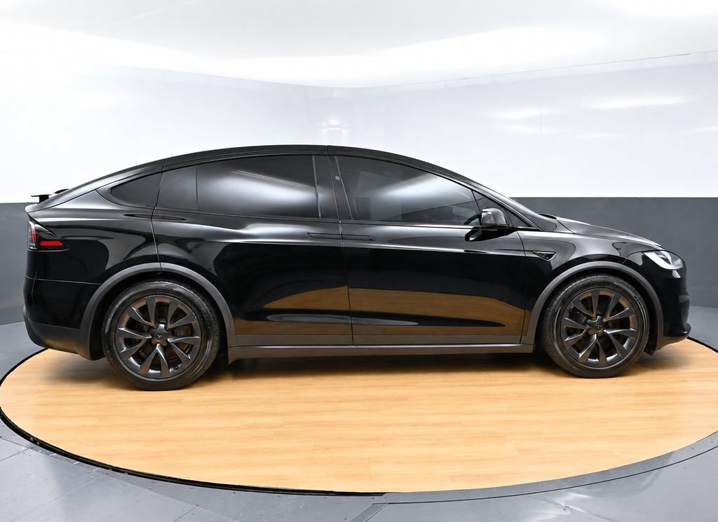 Used 2022 Tesla Model X AWD/4WD image 3