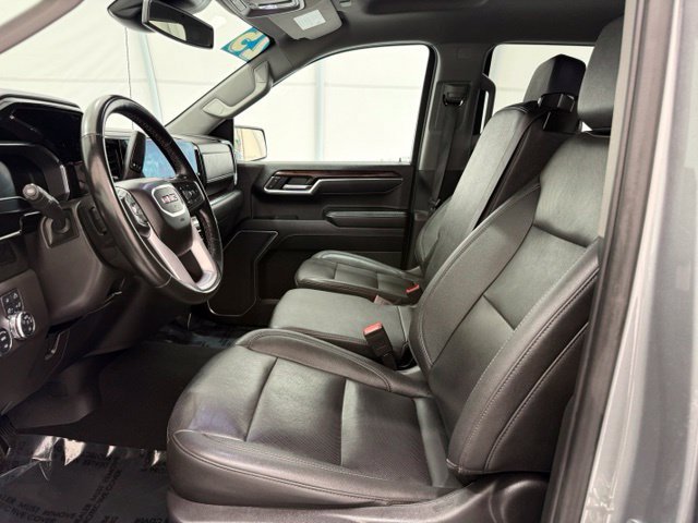 Used 2025 GMC Sierra 1500 SLT AWD/4WD image 13