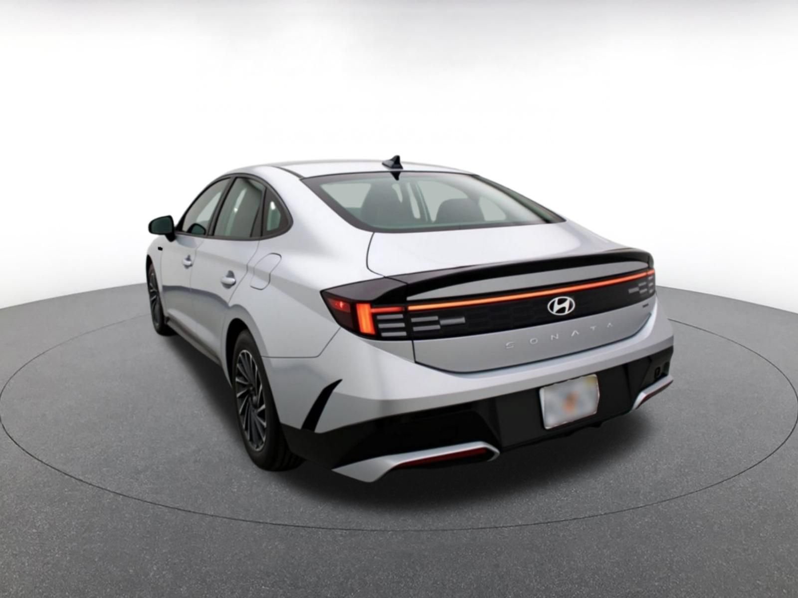 Used 2025 Hyundai Sonata SEL FWD image 7