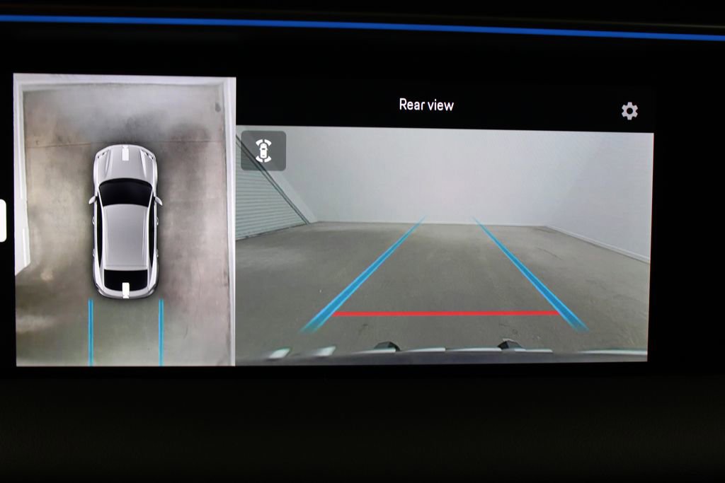 New 2024 Porsche Macan 4 Electric image 22