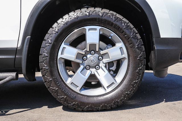 Used 2025 Honda Ridgeline RTL image 11