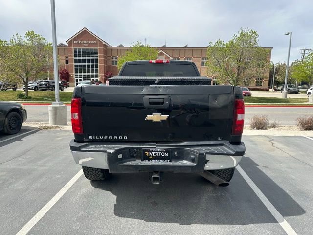 Used 2009 Chevrolet Silverado 2500 LT w/ Exterior Plus Package image 5