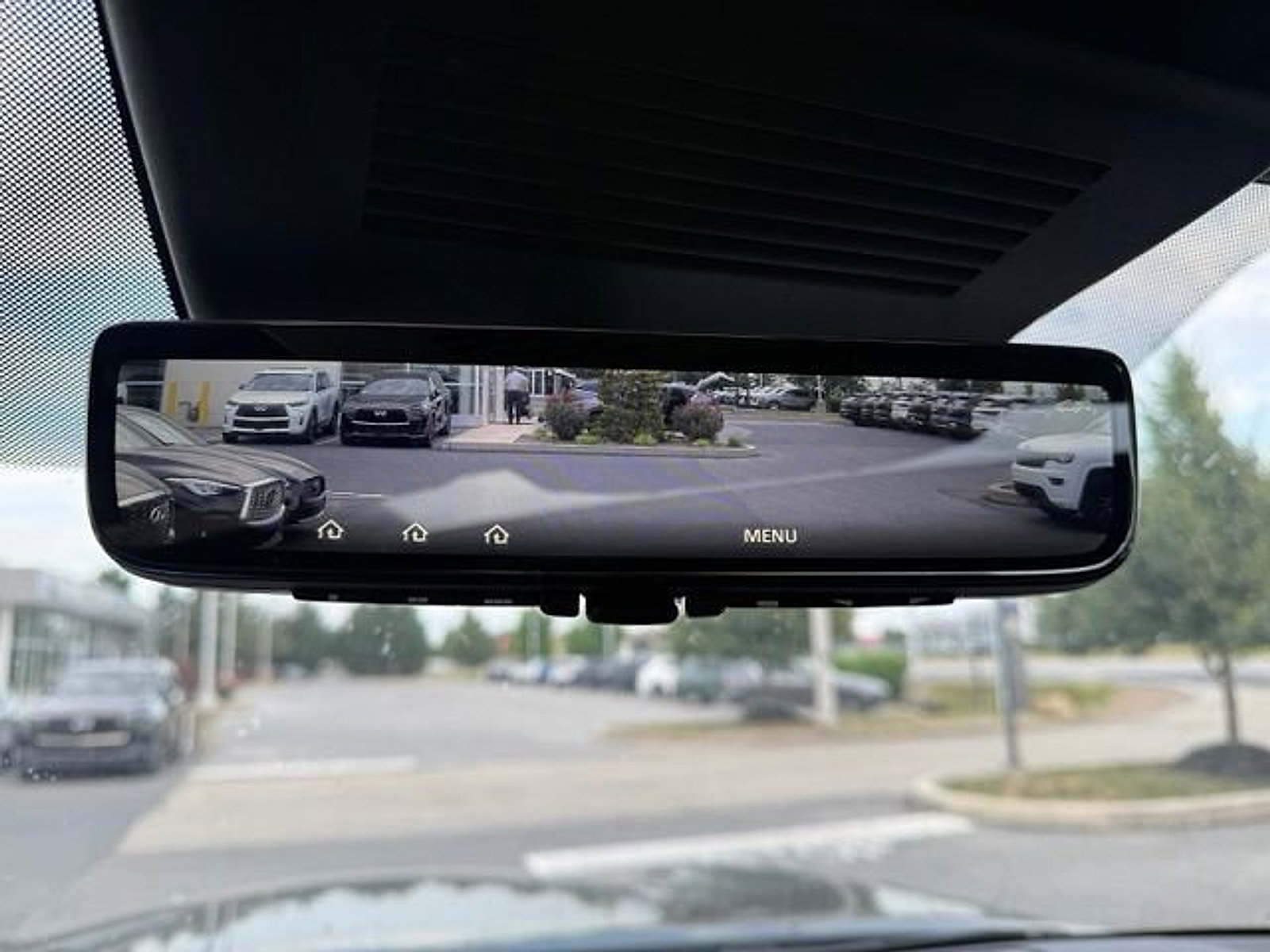 Certified 2024 INFINITI QX80 Sensory w/ Cargo Package AWD/4WD image 24