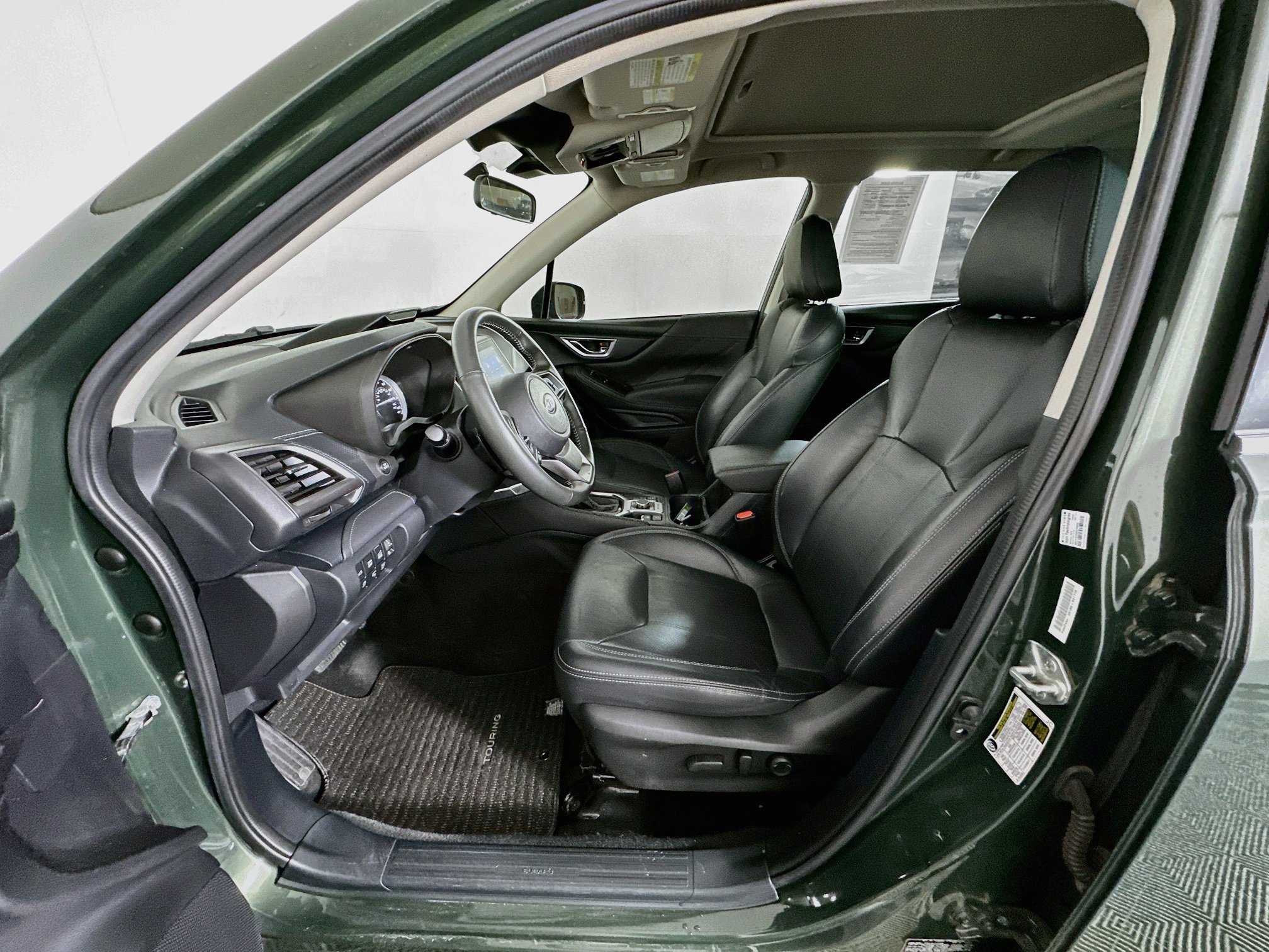 Used 2023 Subaru Forester Touring AWD/4WD image 13